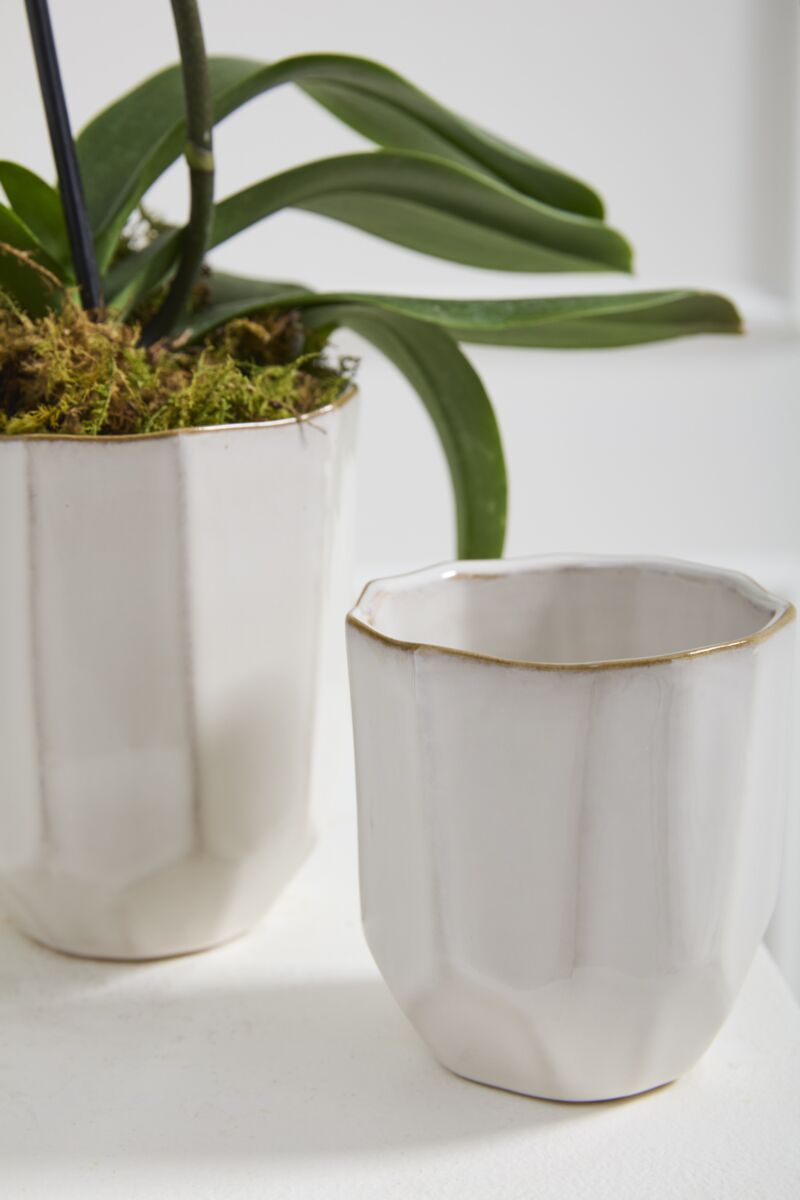 Candle Pour Party – TREND Clothing (May 16 | 10 am and 12:30 pm)