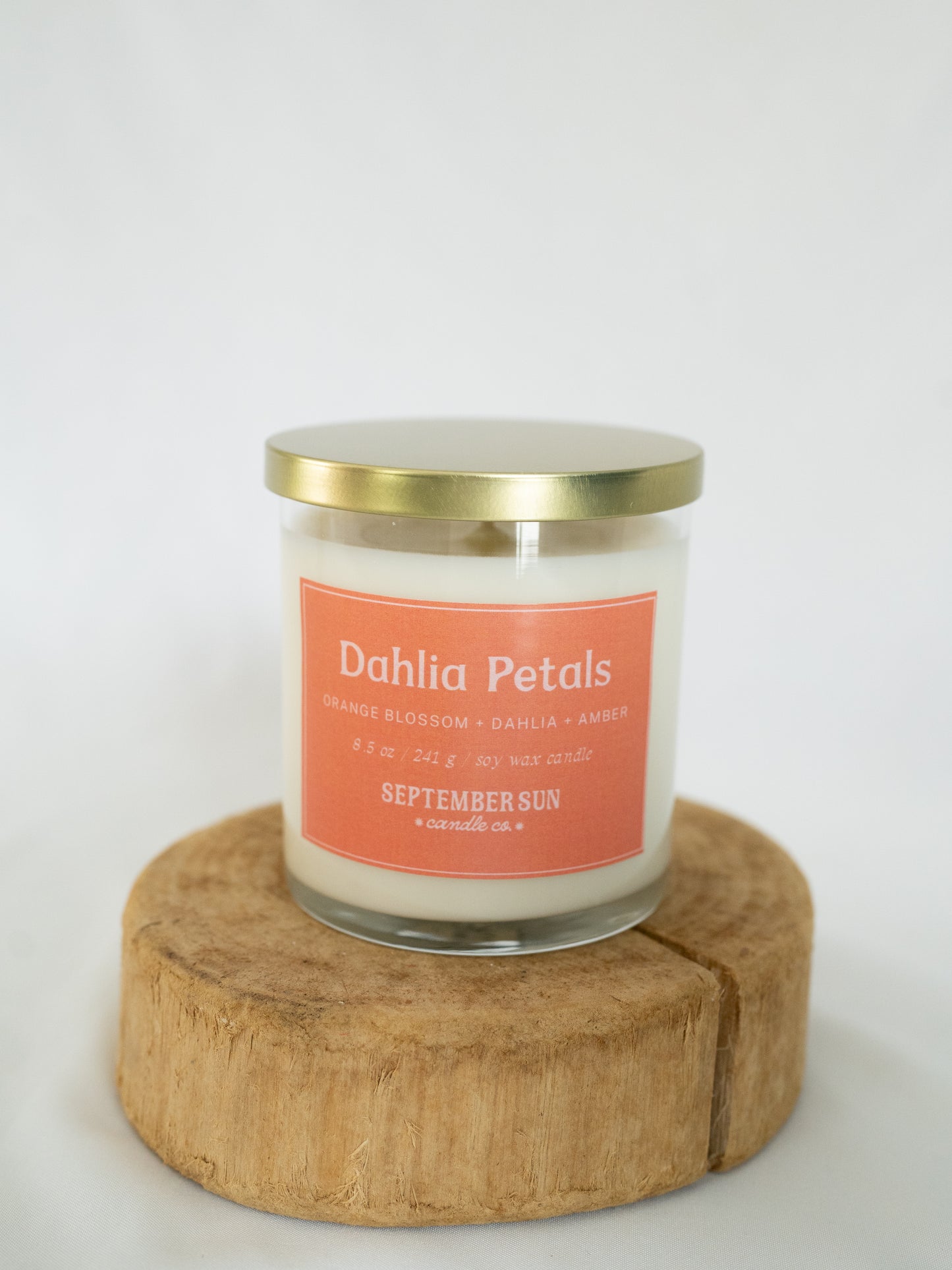 Dahlia Petals 8.5 oz Candle