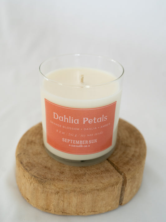 Dahlia Petals 8.5 oz Candle