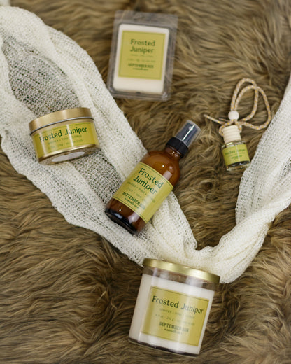 Frosted Juniper 8.5 oz Candle