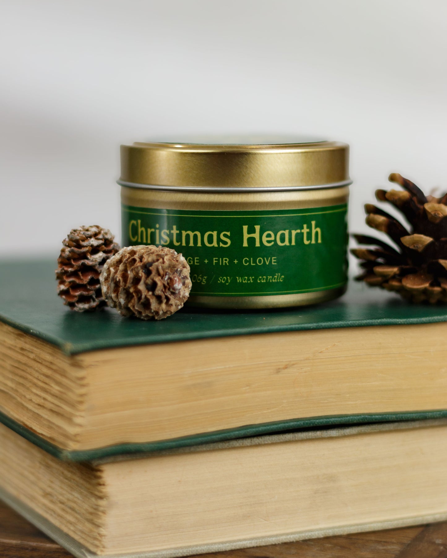 Christmas Hearth 3.75 oz Candle